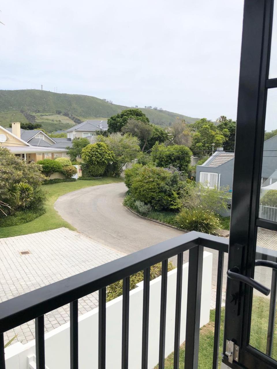 African Flame Apartment Knysna Ngoại thất bức ảnh